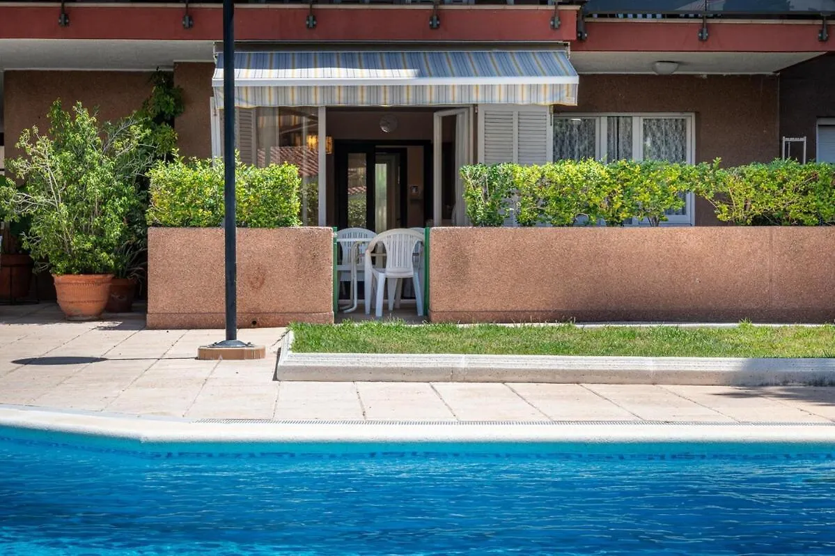 Apartment At253 Ground Floor With Pool Next To The Beach Torredembarra